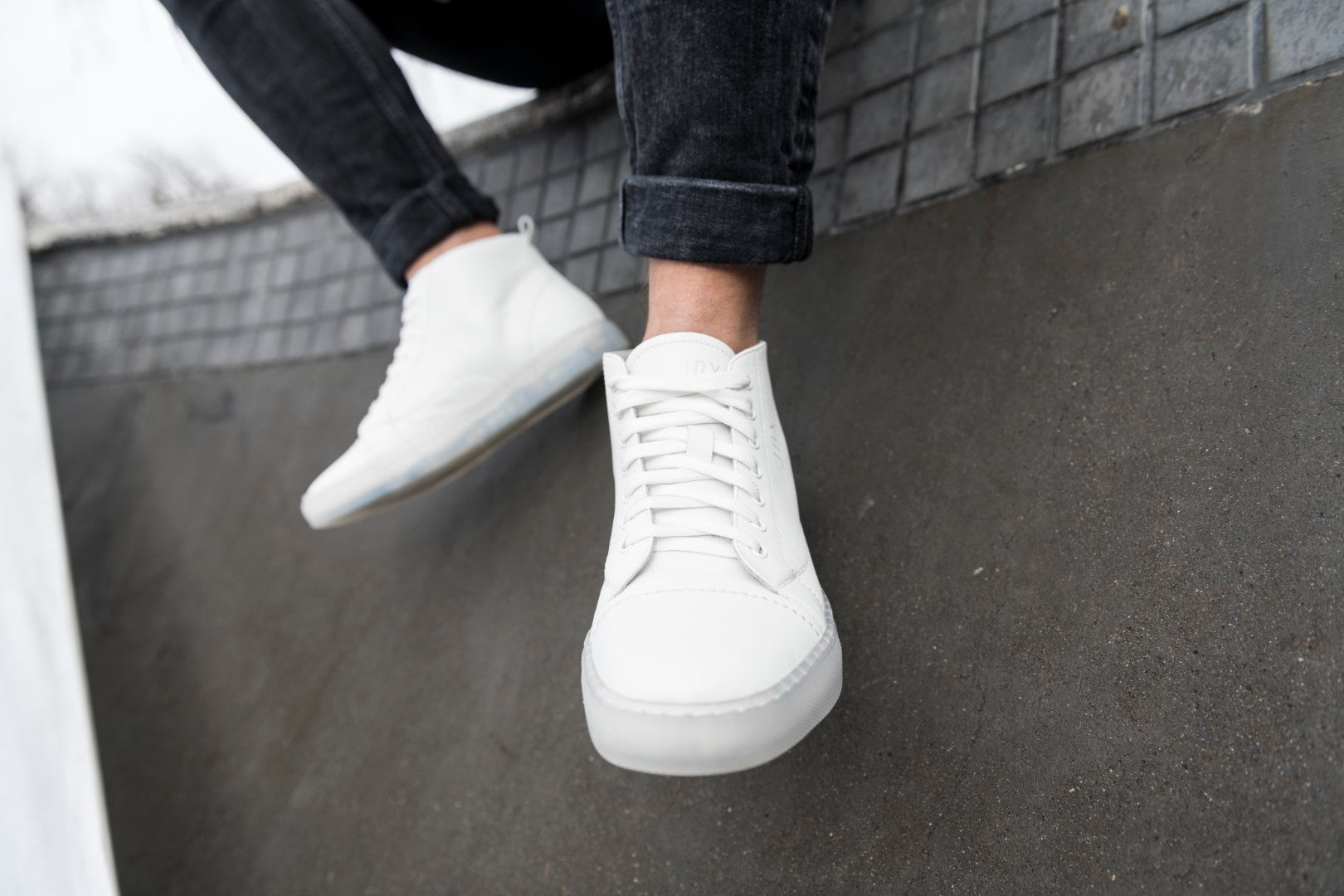 JBX High top live